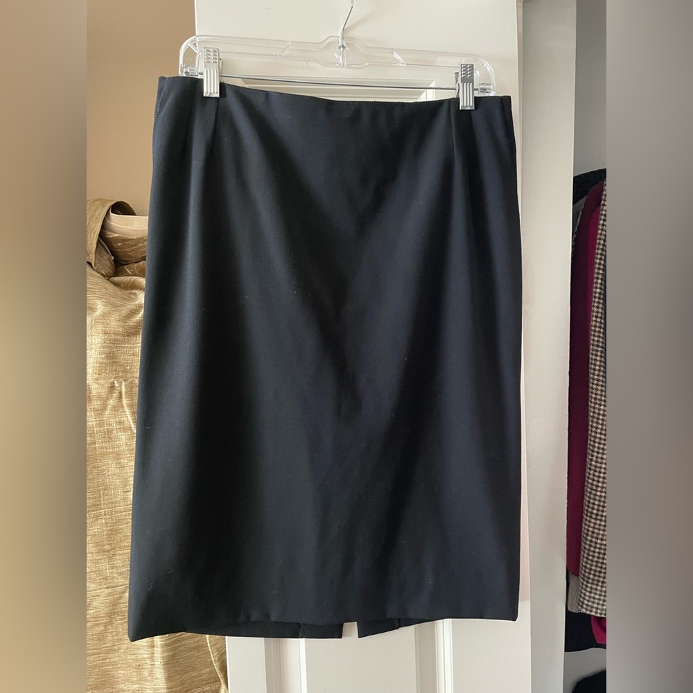 Yves Saint Laurent Rive
Gauche Classic Black Wool Pencil Skirt F42
